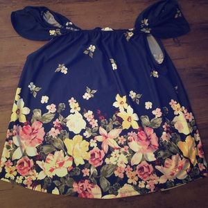 MINE Floral blouse